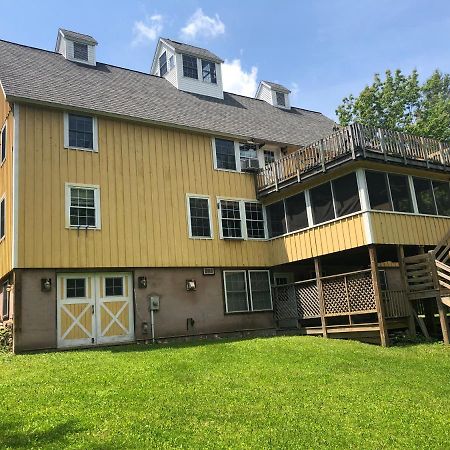Yellow Barn Estate Freeville Exterior foto